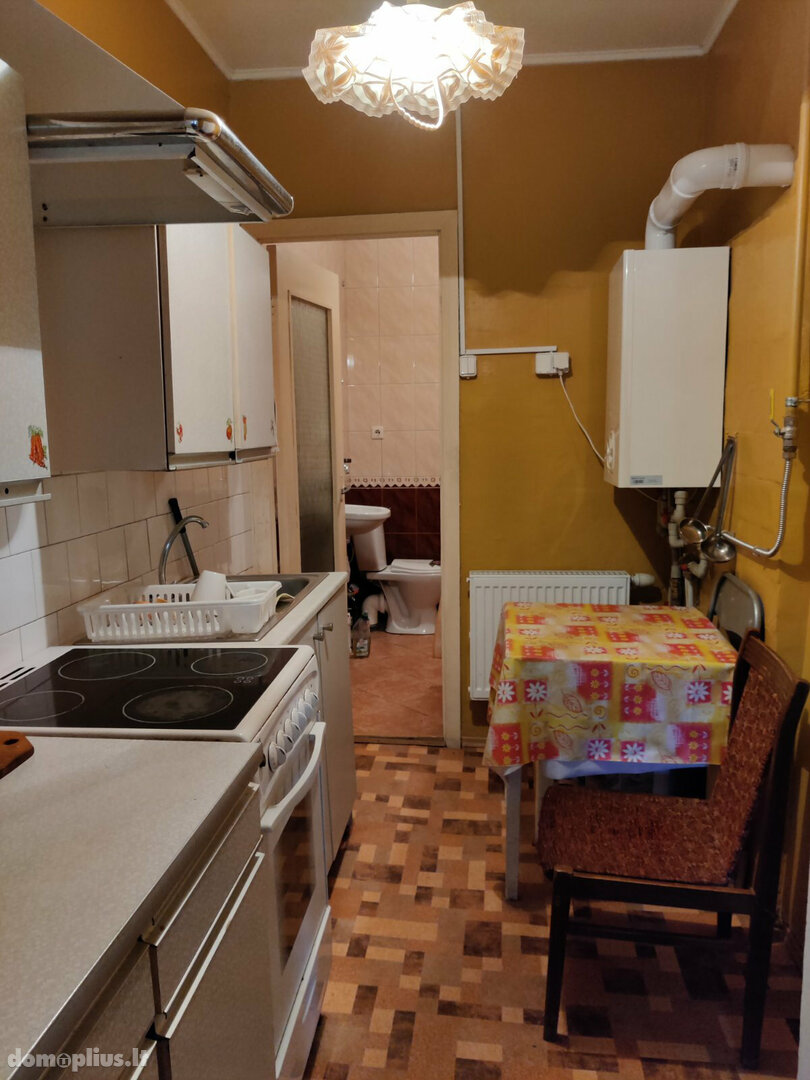 2 rooms apartment for rent Kaune, Petrašiūnuose, R. Kalantos g.