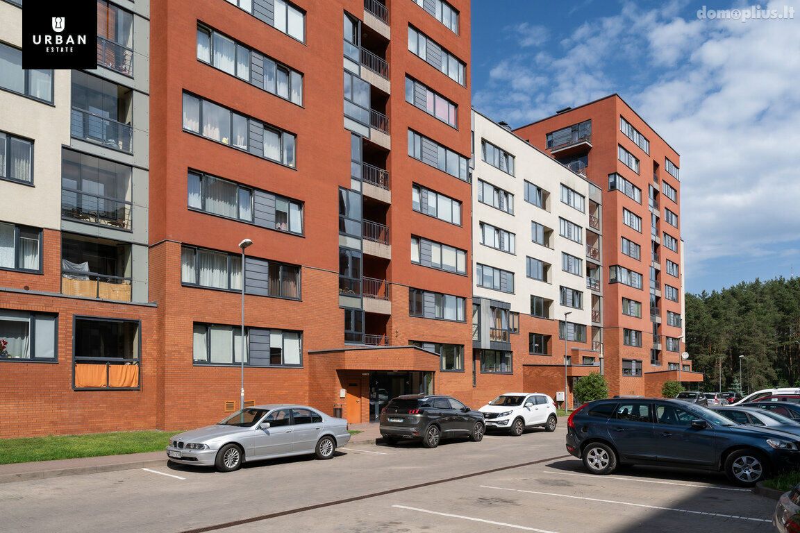 Parduodamas 3 kambarių butas Vilniuje, Lazdynėliuose, Jonažolių g.