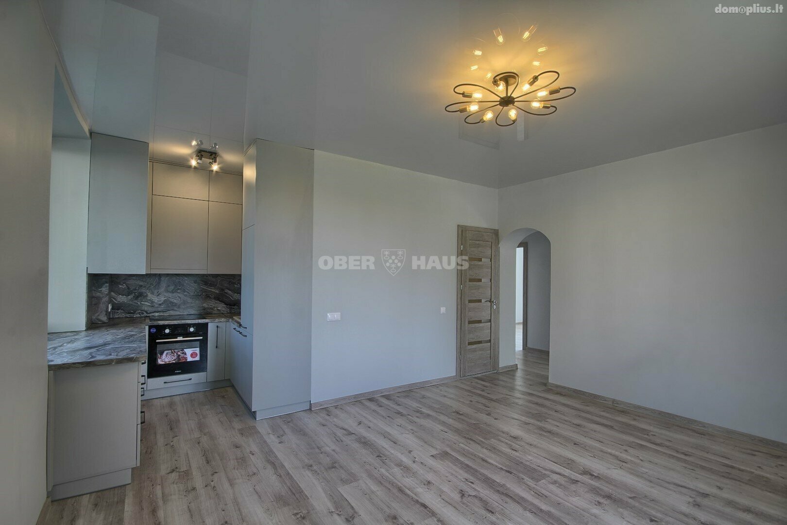 Parduodamas 3 kambarių butas Šiaulių rajono sav., Kuršėnuose, Liepų al.