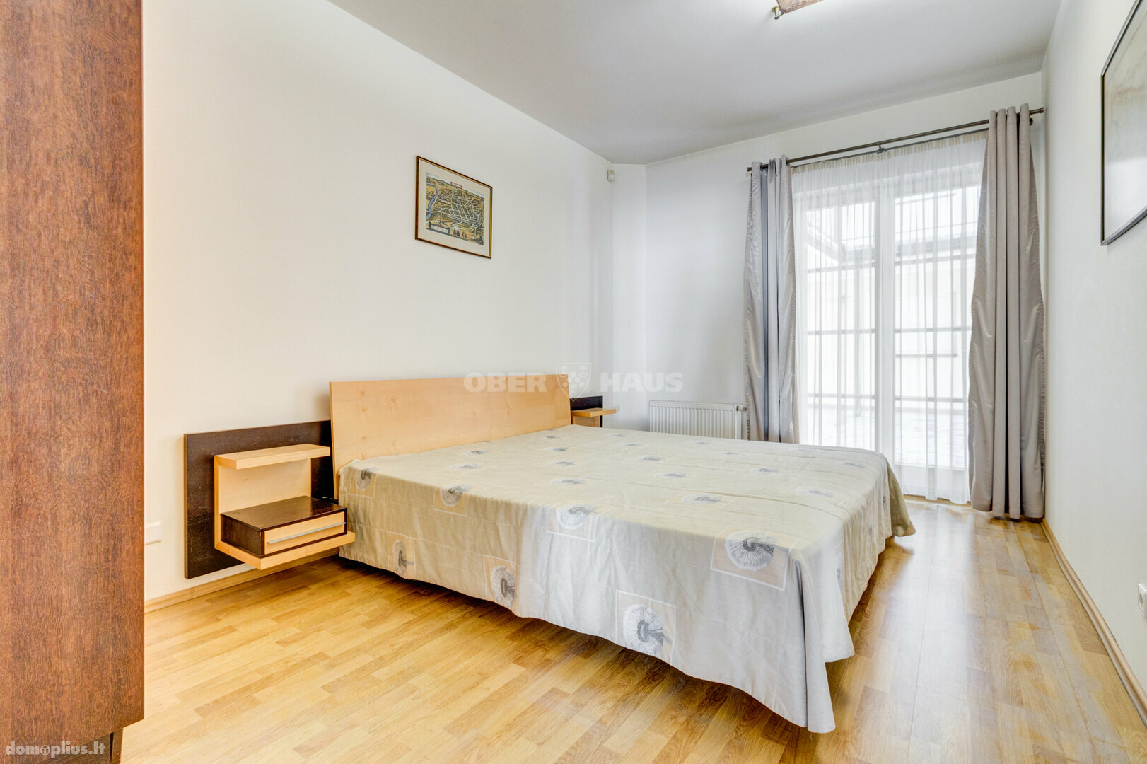 3 rooms apartment for sell Vilniuje, Senamiestyje, Bokšto g.