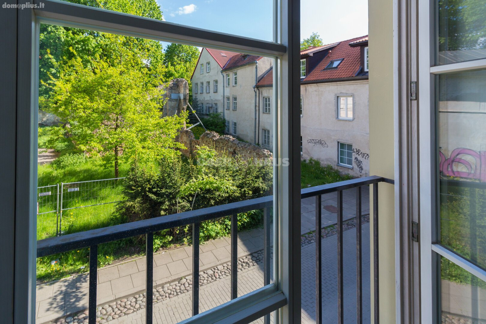 3 rooms apartment for sell Vilniuje, Senamiestyje, Bokšto g.