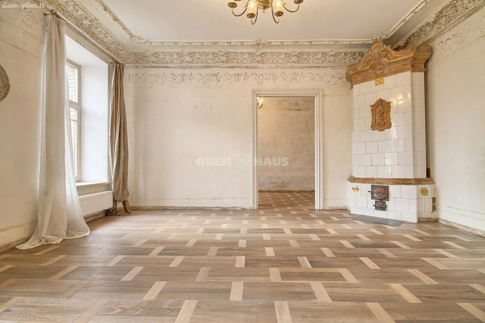4 kambarių buto nuoma Vilniuje, Senamiestyje, M. Valančiaus g.
