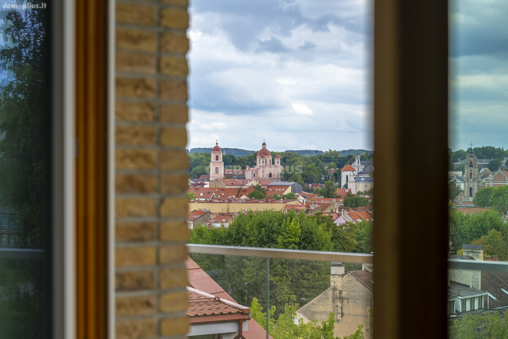 Parduodamas 4 kambarių butas Vilniuje, Senamiestyje, Mindaugo g.