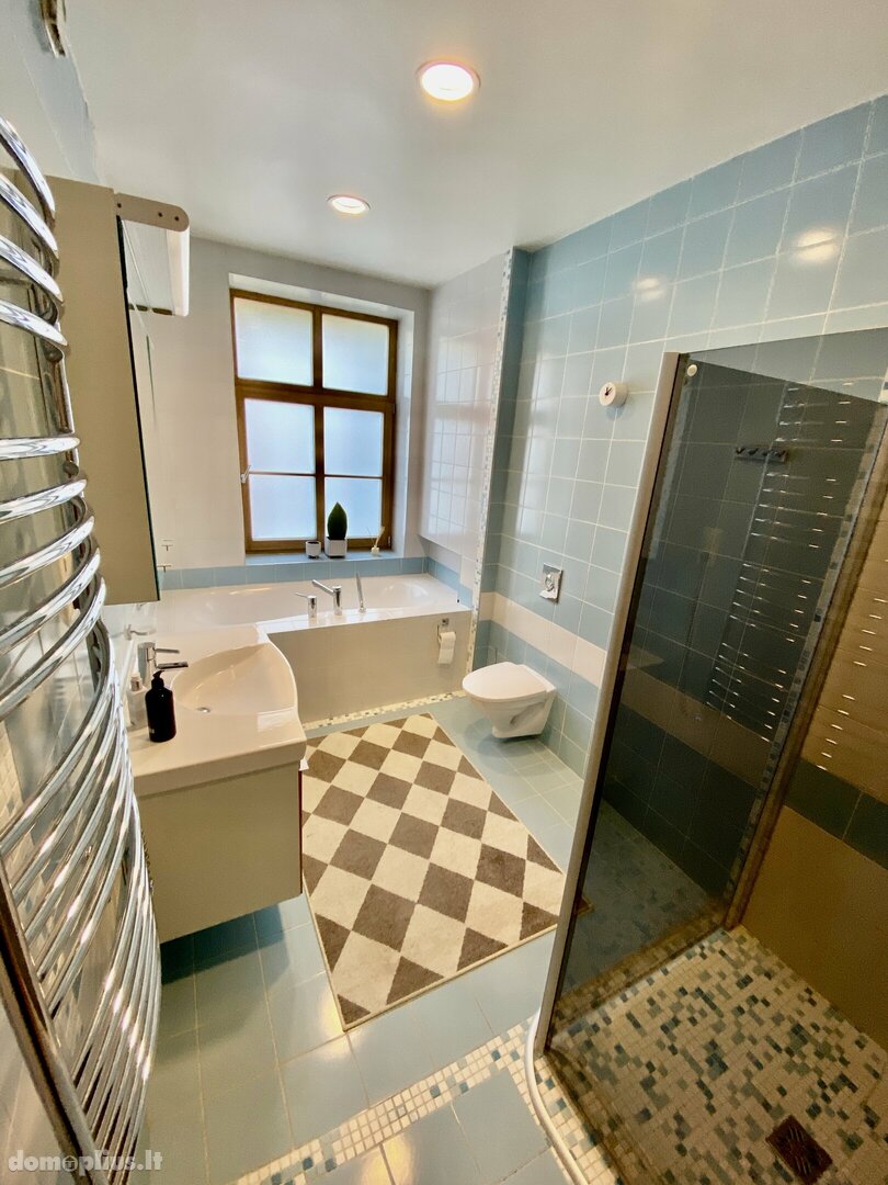 3 rooms apartment for sell Klaipėdoje, Centre, Vytauto g.