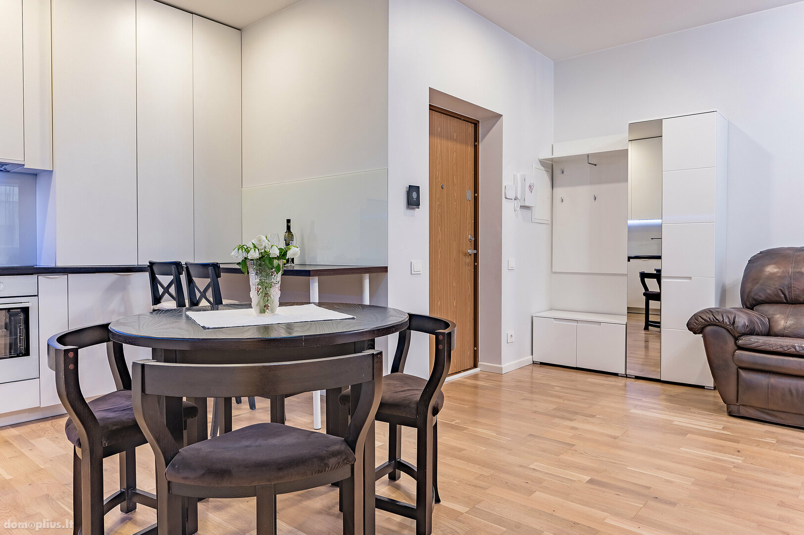 Продается 4 комнатная квартира Vilniuje, Tarandėje, Tarandės g.