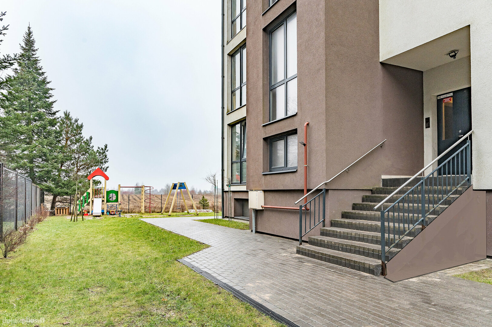 Продается 4 комнатная квартира Vilniuje, Tarandėje, Tarandės g.