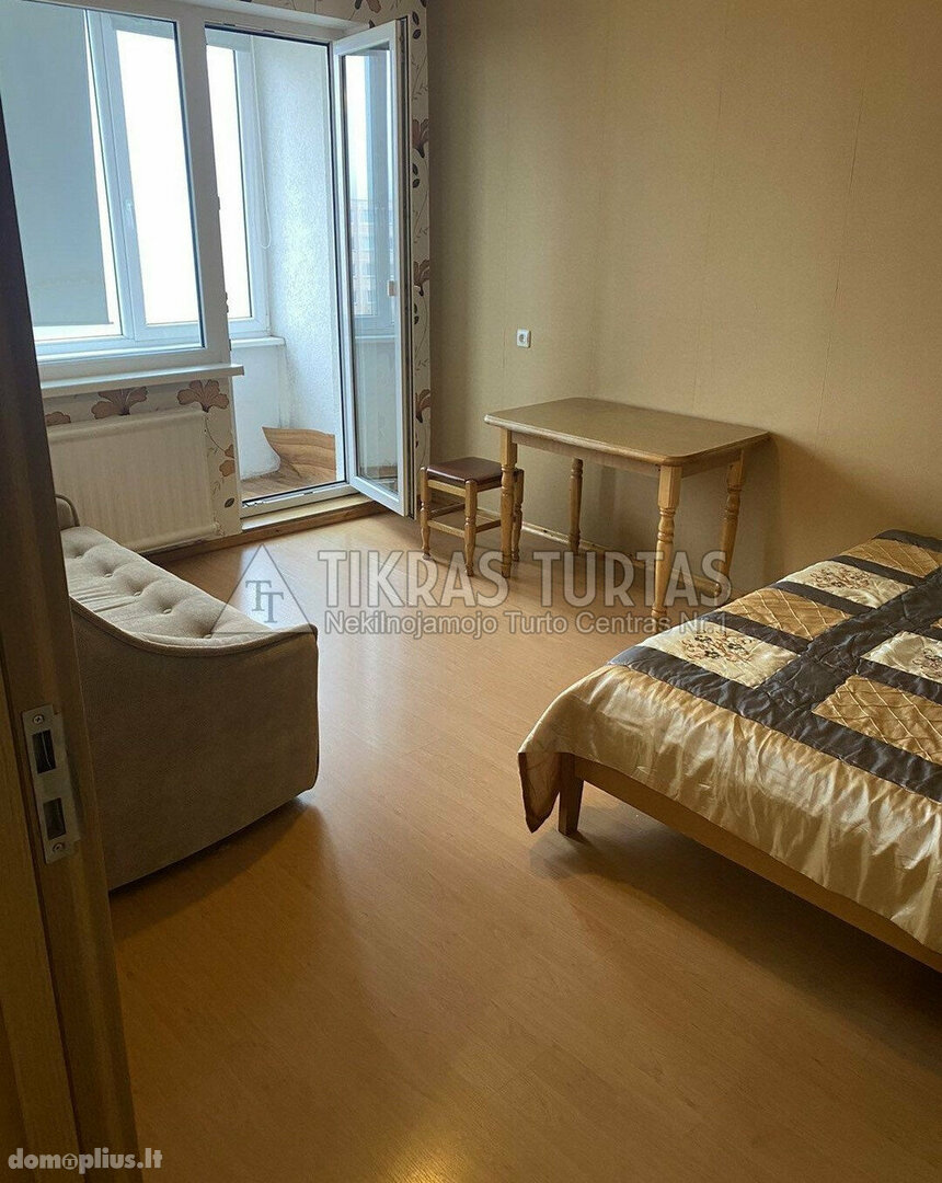 Parduodamas 3 kambarių butas Klaipėdoje, Laukininkuose, Laukininkų g.