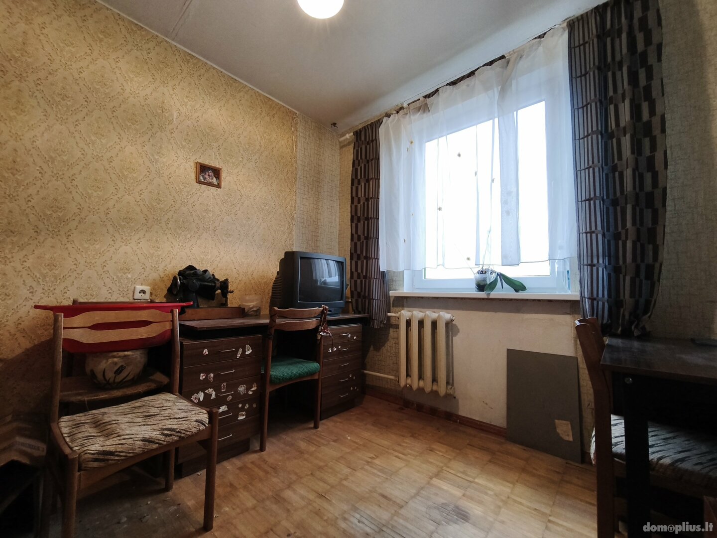 Parduodamas 3 kambarių butas Zarasų rajono sav., Zarasuose, S. Nėries g.