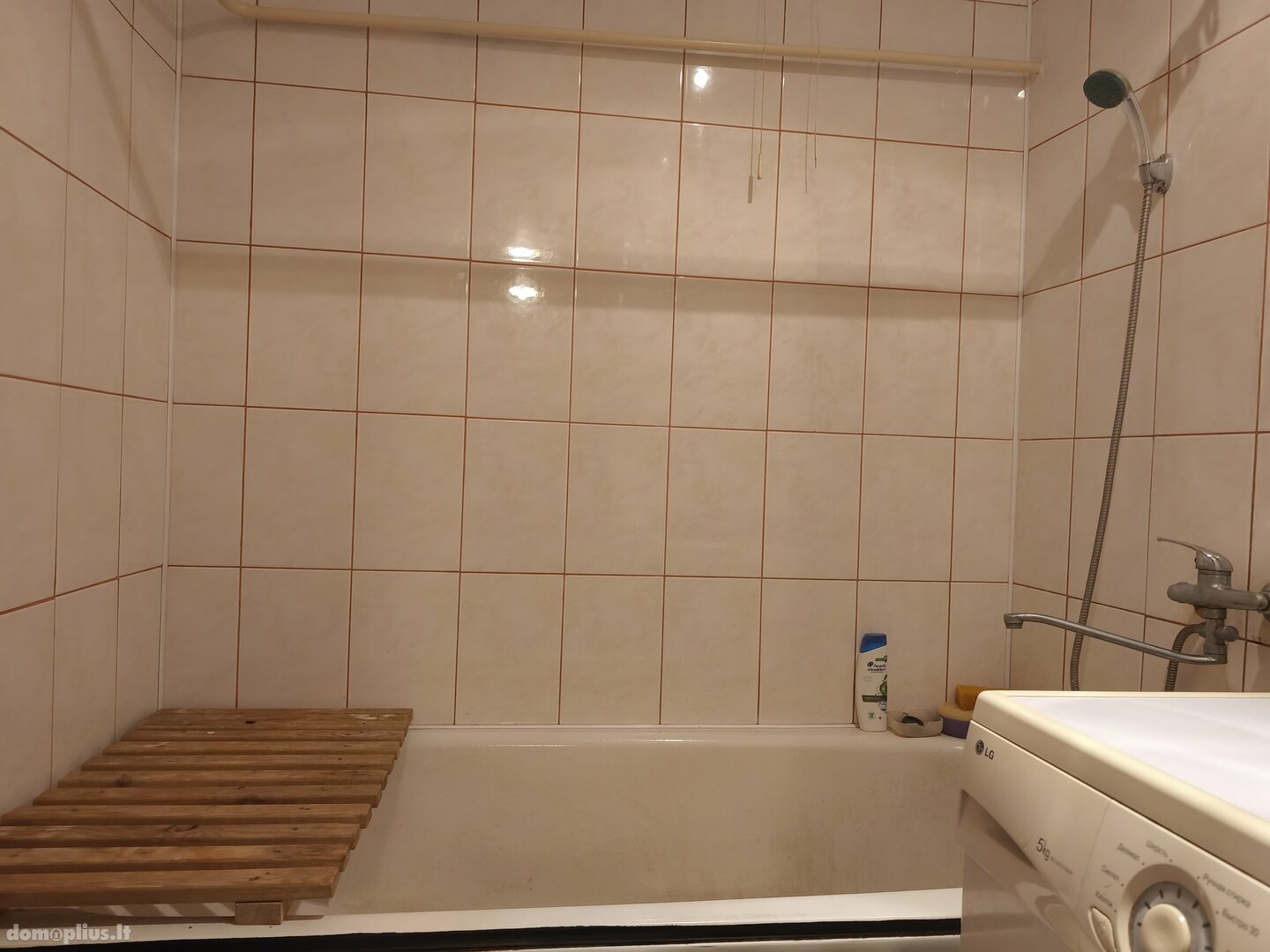 Parduodamas 3 kambarių butas Zarasų rajono sav., Zarasuose, S. Nėries g.