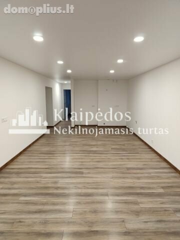 Parduodamas 2 kambarių butas Klaipėdoje, Sportininkuose, Malūnininkų g.