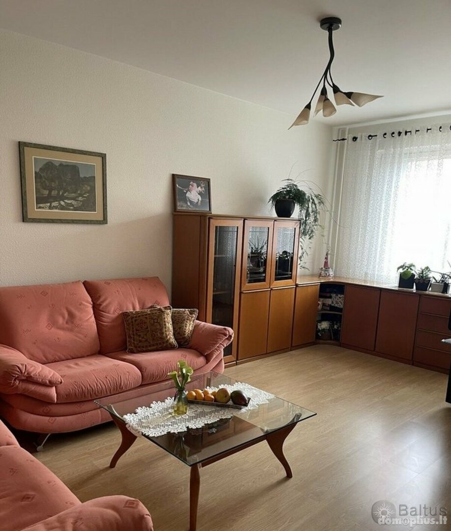 Parduodamas 3 kambarių butas Klaipėdoje, Bandužiuose, Kuncų g.