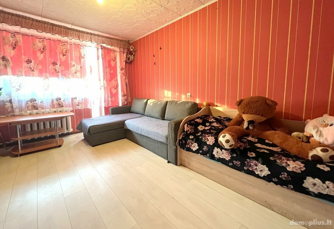 Parduodamas 2 kambarių butas Šiauliuose, Žaliūkiuose
