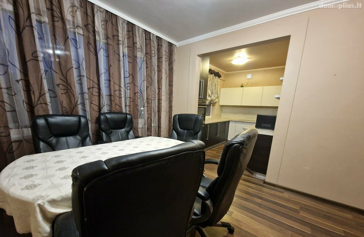 Продается 4 комнатная квартира Klaipėdoje, Naujakiemyje, Naujakiemio g.