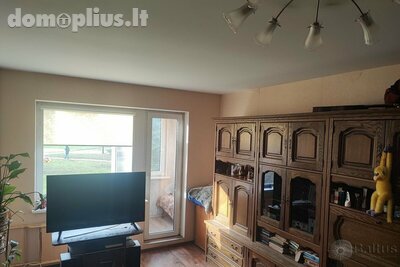 Parduodamas 3 kambarių butas Klaipėdoje, Laukininkuose, Laukininkų g.