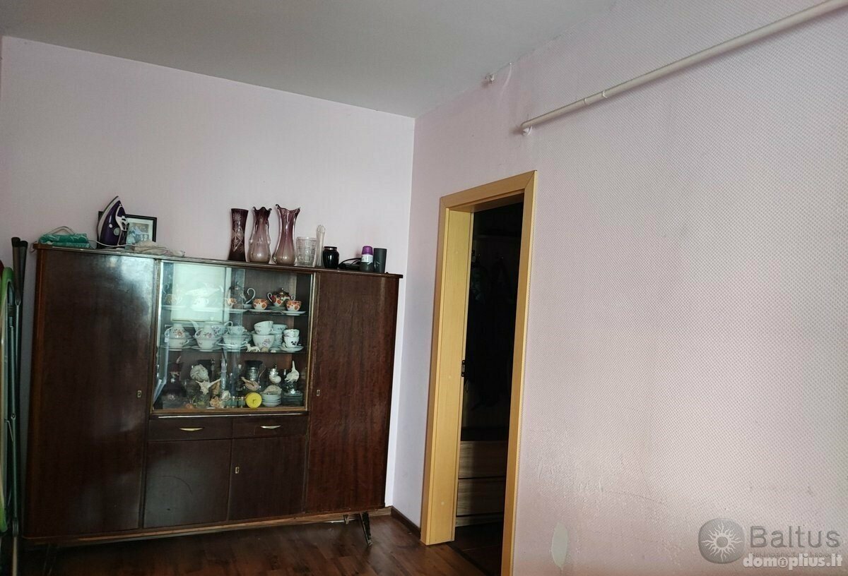 Parduodamas 3 kambarių butas Klaipėdoje, Laukininkuose, Laukininkų g.