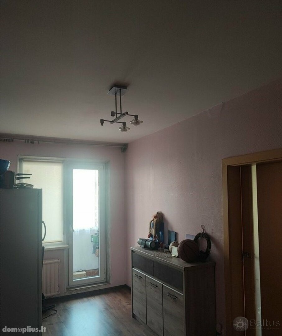 Parduodamas 3 kambarių butas Klaipėdoje, Laukininkuose, Laukininkų g.