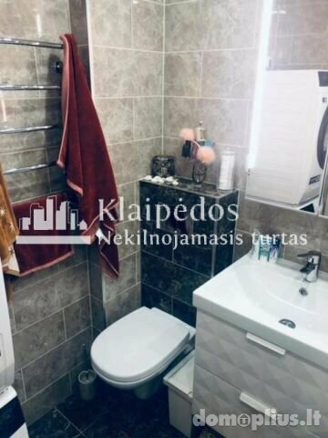 Parduodamas 2 kambarių butas Klaipėdoje, Šiauliuose, Šiaulių g.