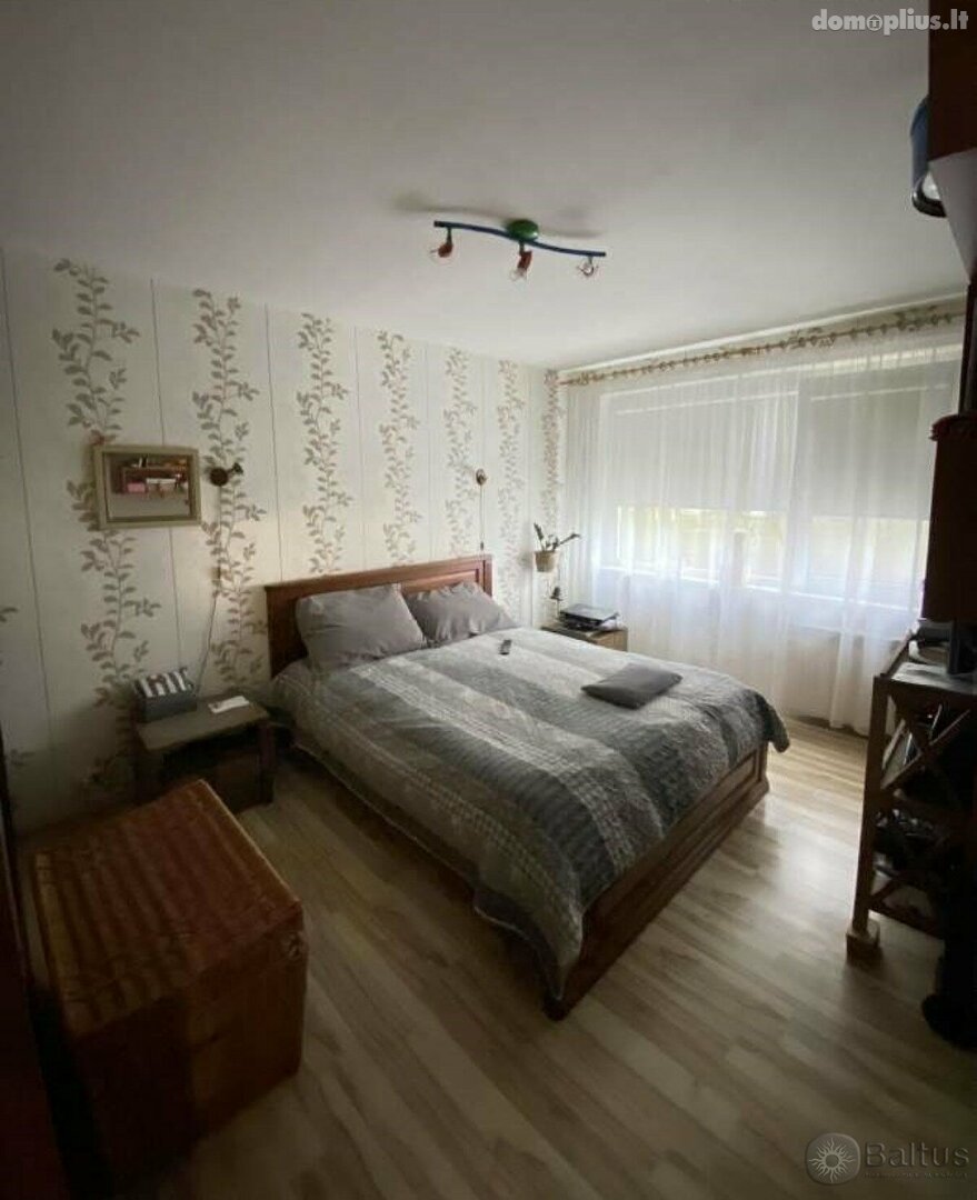 Parduodamas 2 kambarių butas Klaipėdoje, Žvejybos uostas, Minijos g.