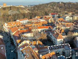 Parduodamas 8 kambarių butas Vilniuje, Senamiestyje, Pilies g.