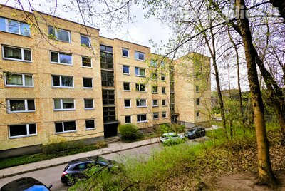 Parduodamas 2 kambarių butas Vilniuje, Antakalnyje, Peteliškių g.