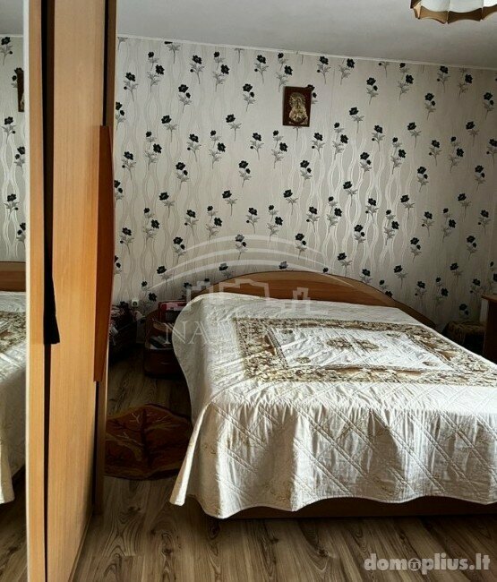 Parduodamas 3 kambarių butas Klaipėdos rajono sav., Priekulėje, Klaipėdos g.