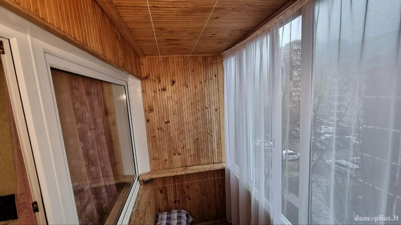 Parduodamas 2 kambarių butas Vilniuje, Karoliniškėse, Dariaus Gerbutavičiaus g.