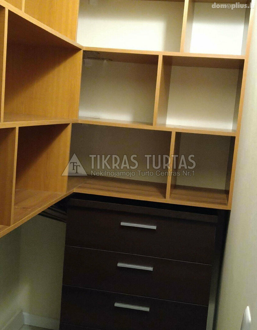 Parduodamas 3 kambarių butas Klaipėdoje, Žvejybos uostas, Naikupės g.