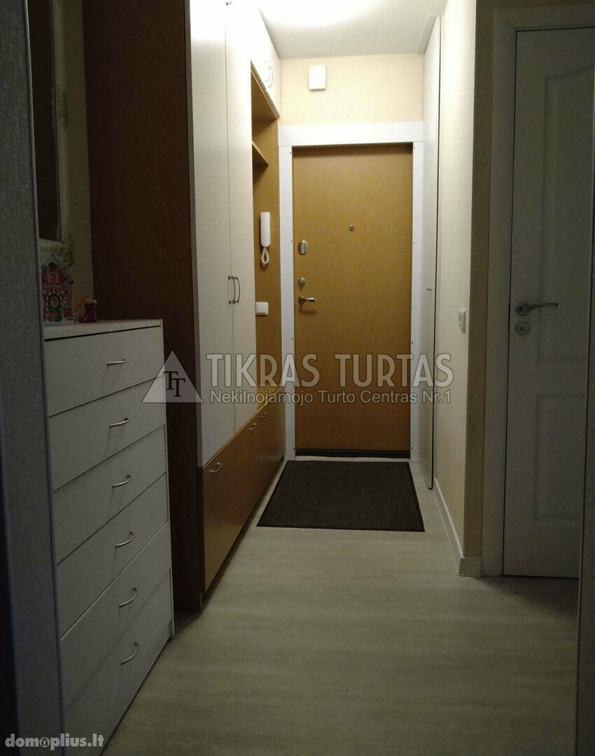 Parduodamas 3 kambarių butas Klaipėdoje, Žvejybos uostas, Naikupės g.