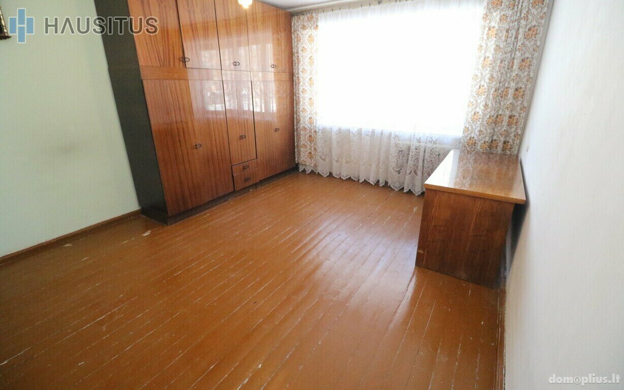 Parduodamas 2 kambarių butas Anykščių rajono sav., Anykščiuose, J. Biliūno g.