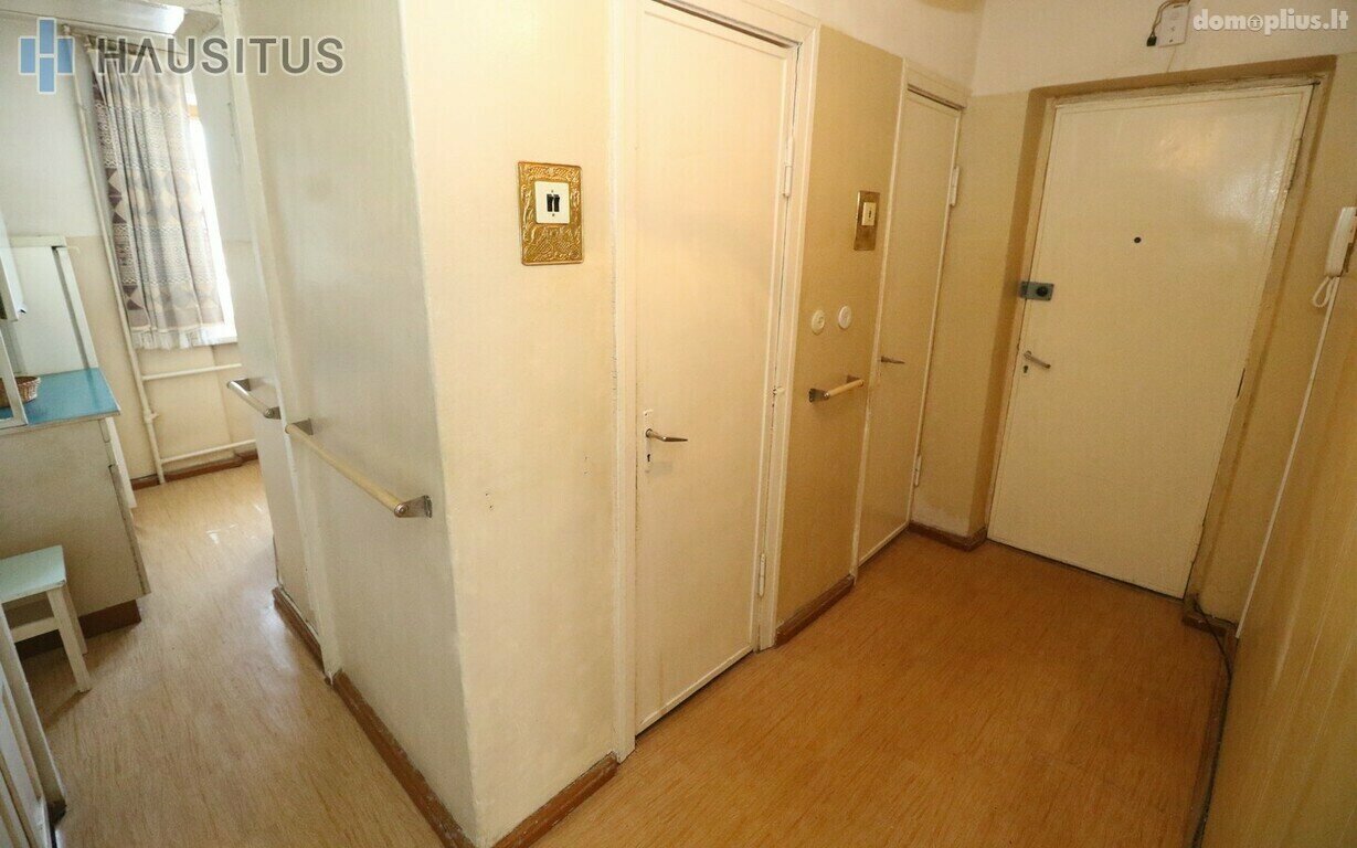 Parduodamas 2 kambarių butas Anykščių rajono sav., Anykščiuose, J. Biliūno g.