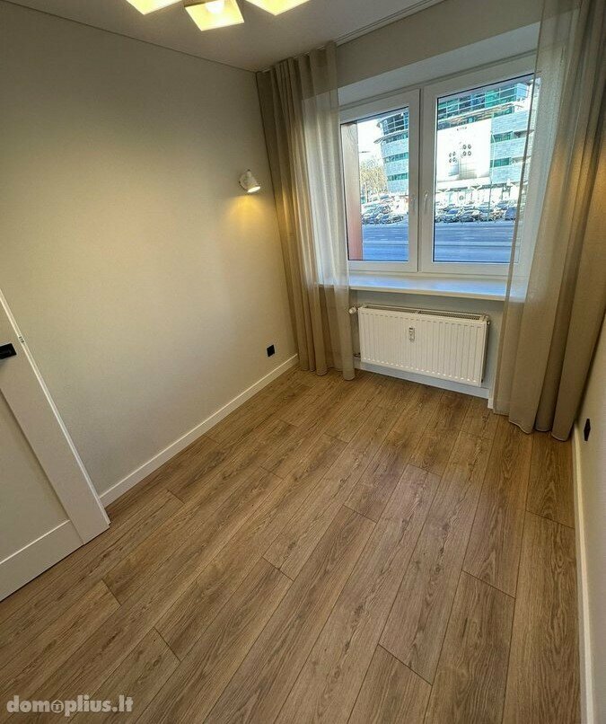 3 rooms apartment for sell Klaipėdoje, Centre, Taikos pr.
