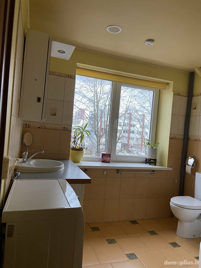 3 rooms apartment for sell Klaipėdoje, Centre, Taikos pr.