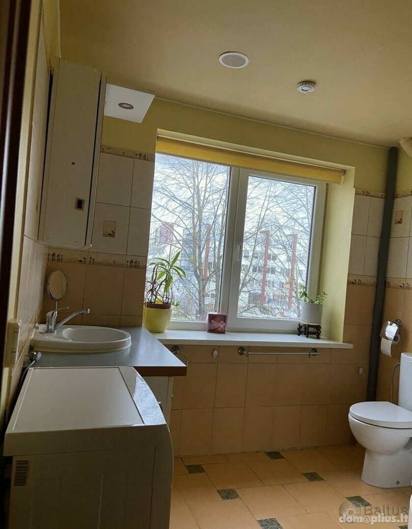 Parduodamas 3 kambarių butas Klaipėdoje, Vėtrungėje, Taikos pr.
