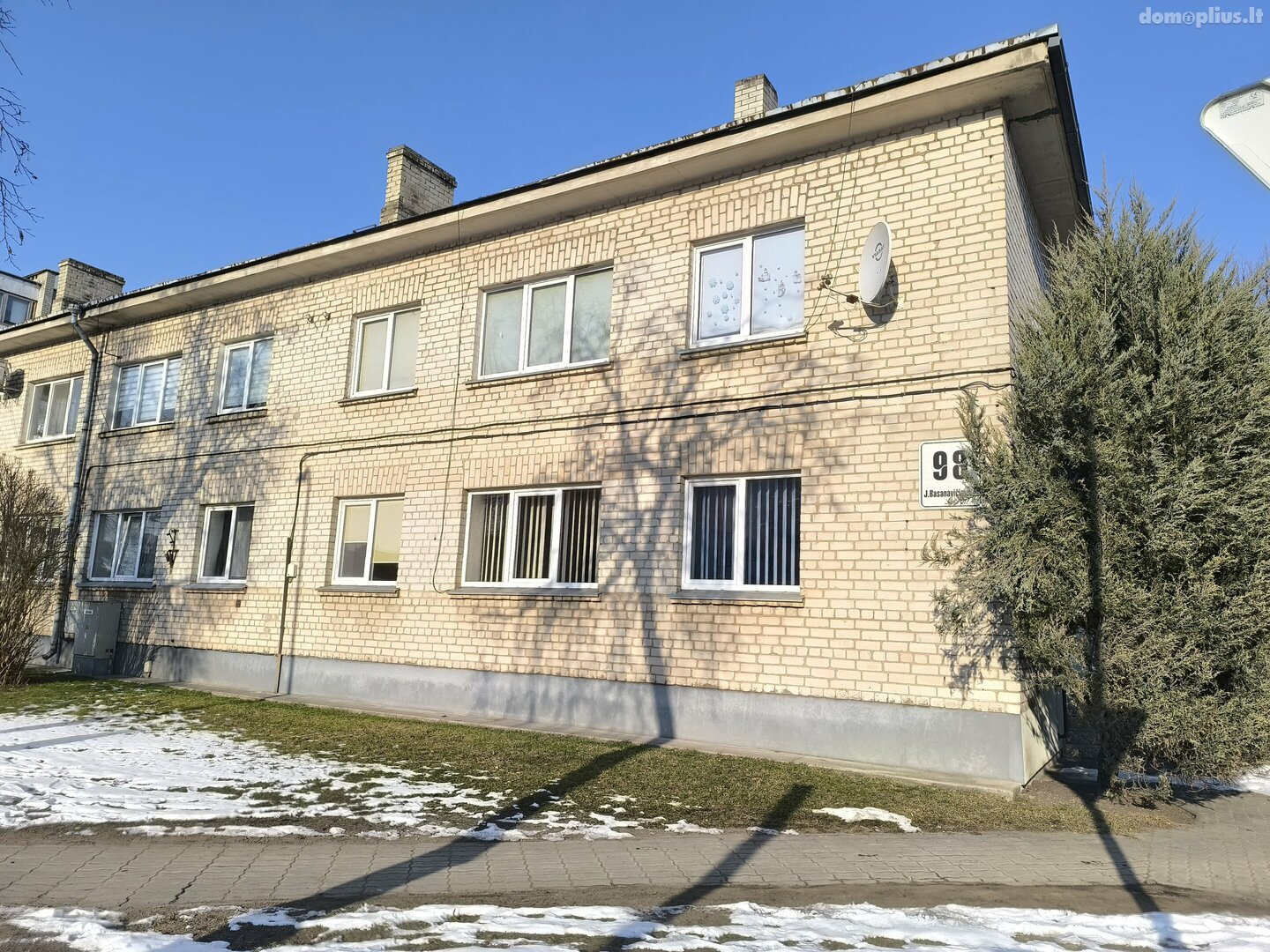 Parduodamas 2 kambarių butas Utenos rajono sav., Utenoje, J. Basanavičiaus g.