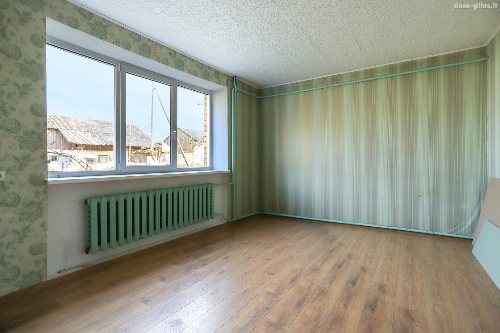Продается 4 комнатная квартира Panevėžio rajono sav., Burveliuose, Burvelių g.
