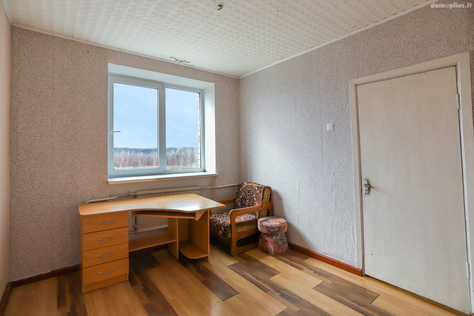 Продается 4 комнатная квартира Panevėžio rajono sav., Burveliuose, Burvelių g.