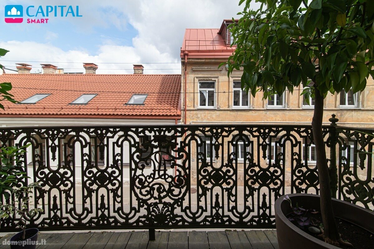 Продается 4 комнатная квартира Vilniuje, Užupyje, Polocko g.