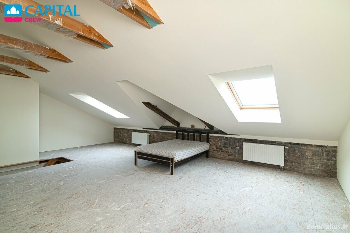 Продается 4 комнатная квартира Vilniuje, Užupyje, Polocko g.