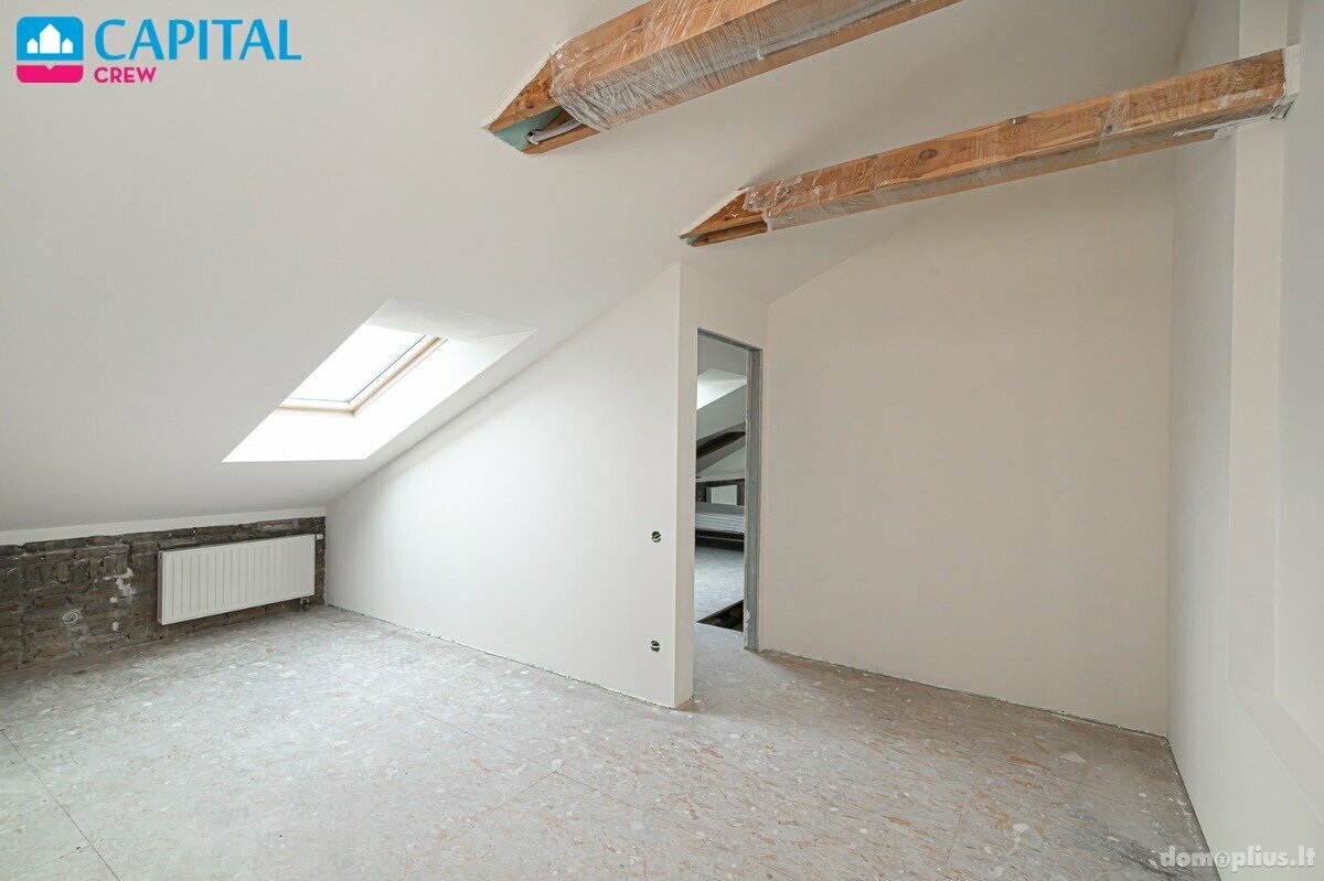 Продается 4 комнатная квартира Vilniuje, Užupyje, Polocko g.