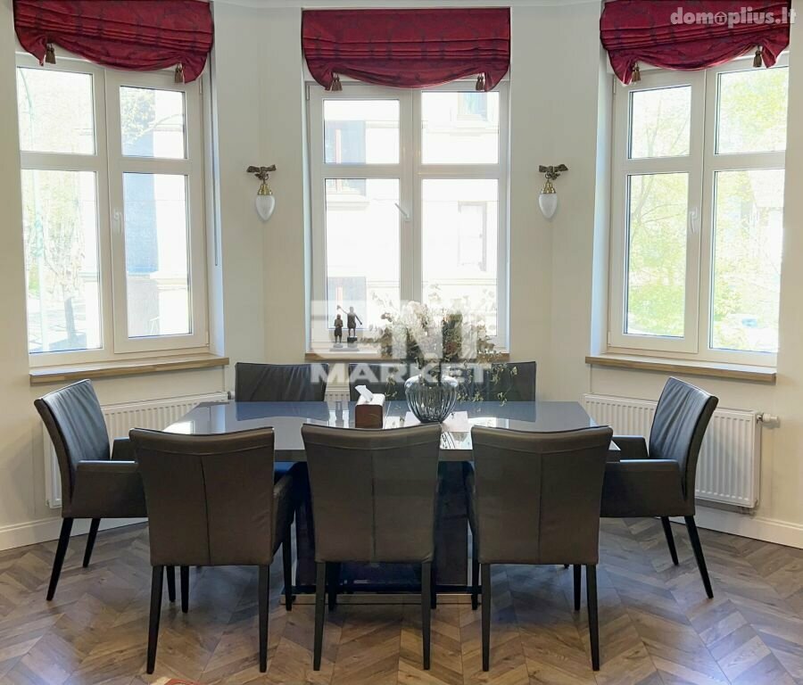 3 rooms apartment for sell Klaipėdoje, Centre, S. Nėries g.