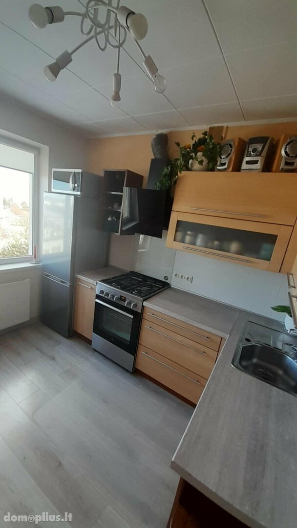 Parduodamas 2 kambarių butas Panevėžyje, Kniaudiškiuose, Molainių g.