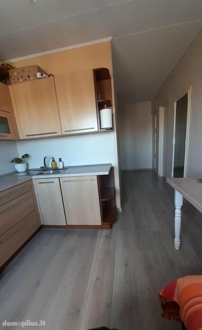 Parduodamas 2 kambarių butas Panevėžyje, Kniaudiškiuose, Molainių g.