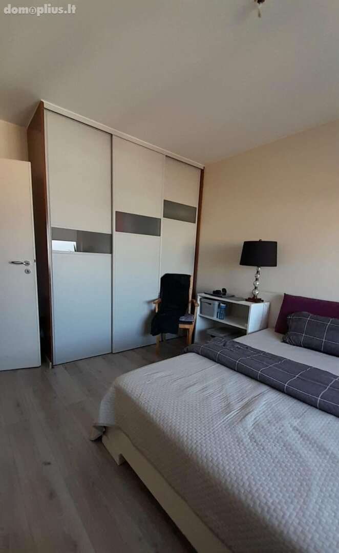 Parduodamas 2 kambarių butas Panevėžyje, Kniaudiškiuose, Molainių g.