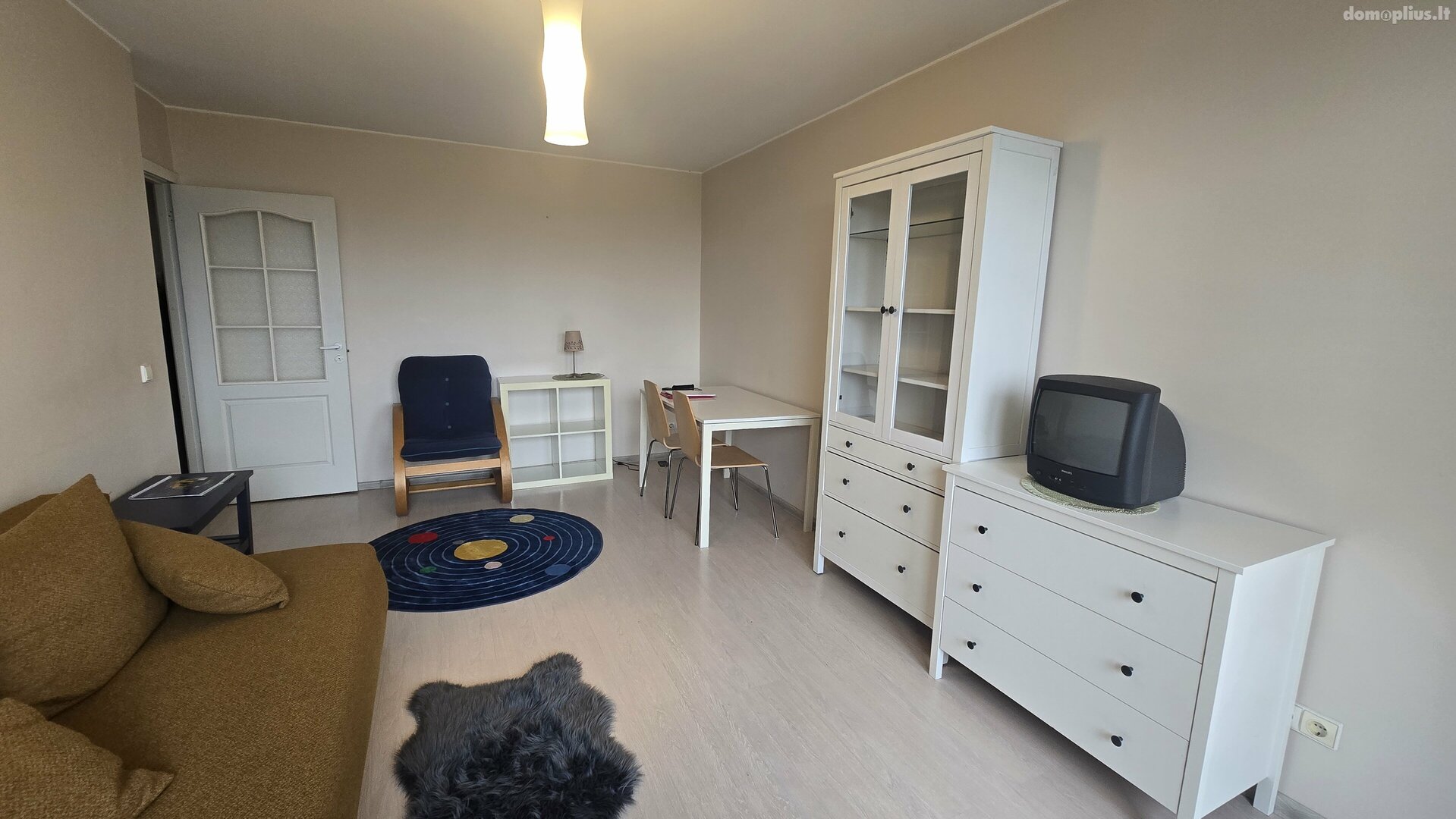 1 kambario buto nuoma Vilniuje, Lazdynėliuose, Šiltnamių g.
