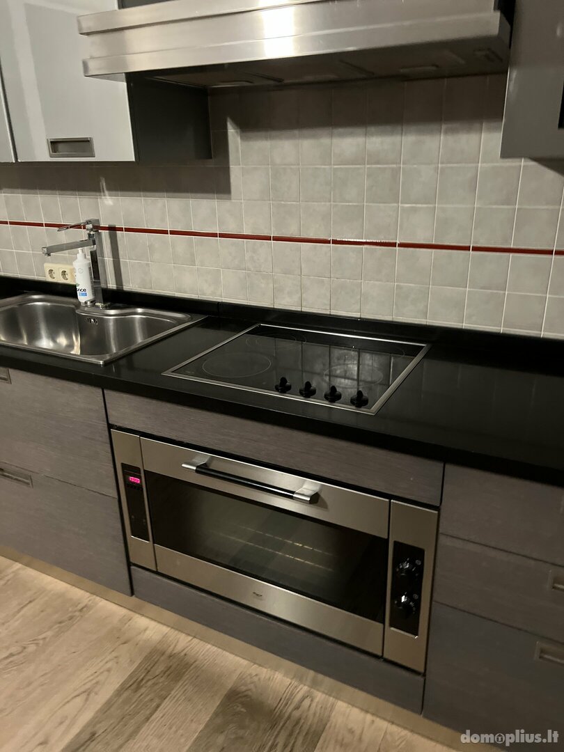 Parduodamas 3 kambarių butas Vilniuje, Pašilaičiuose, Ukmergės g.