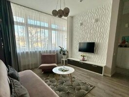 Parduodamas 3 kambarių butas Klaipėdoje, Mažojo kaimelio, Kretingos g.