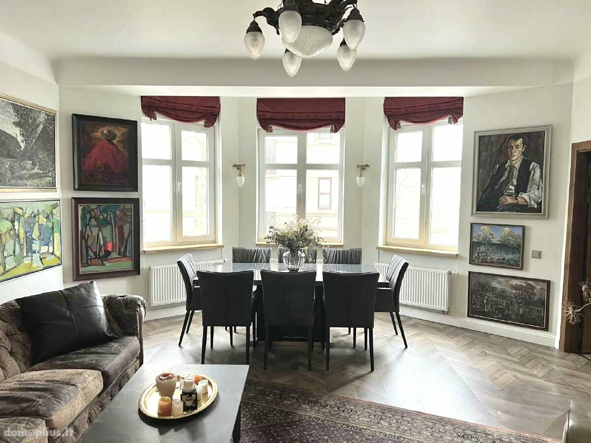 Parduodamas 3 kambarių butas Klaipėdoje, Senamiestyje, S. Nėries g.
