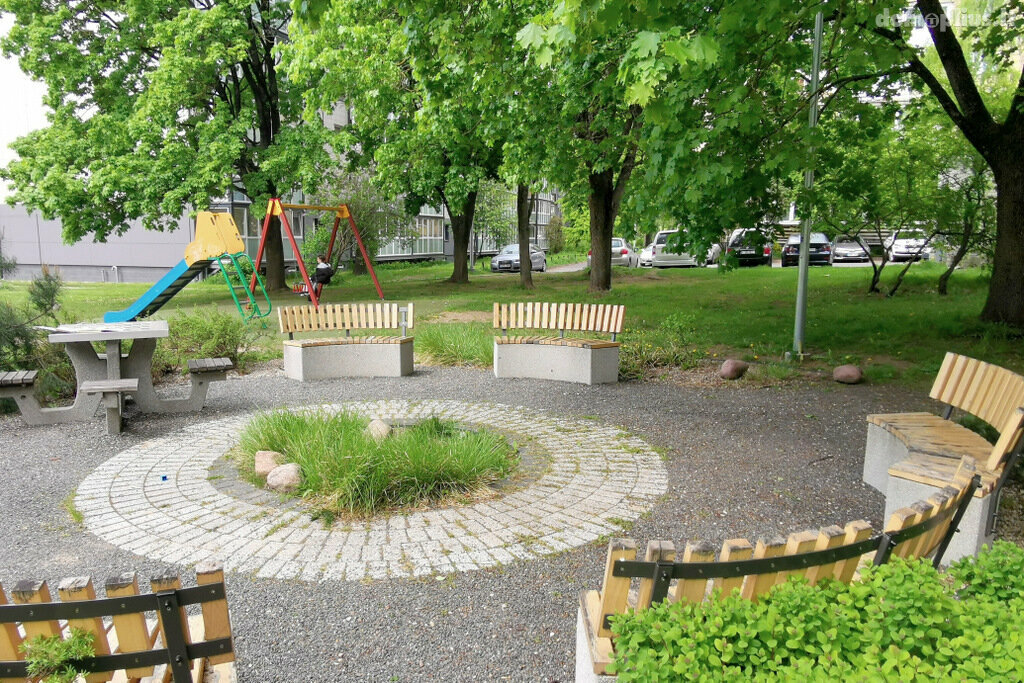 Parduodamas 2 kambarių butas Vilniuje, Antakalnyje, P. Vileišio g.