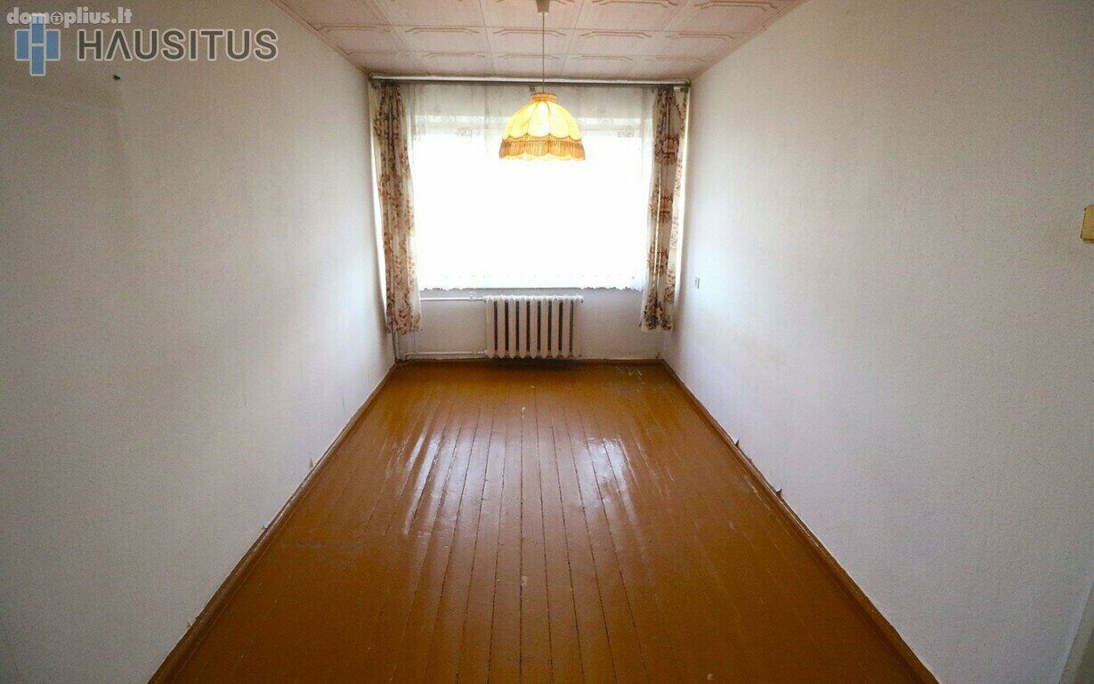 Parduodamas 2 kambarių butas Anykščių rajono sav., Anykščiuose, J. Biliūno g.