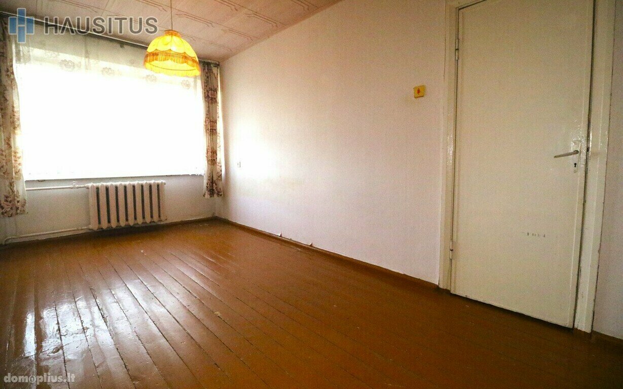 Parduodamas 2 kambarių butas Anykščių rajono sav., Anykščiuose, J. Biliūno g.